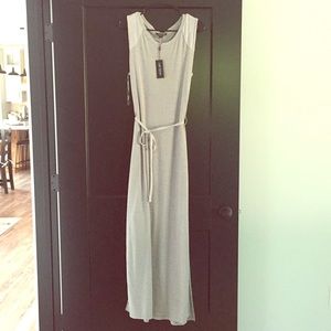 Lady Dutch Long Light Gray Dress